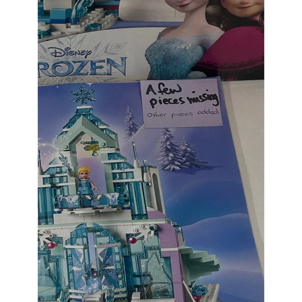 LEGO Disney Frozen Elsa's Magical Ice Palace 43172 Building Toy Set Box READ**